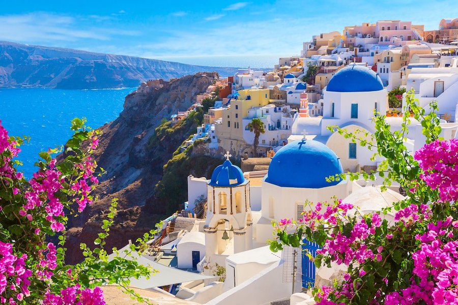 a-full-guide-for-your-vacation-in-santorini:1